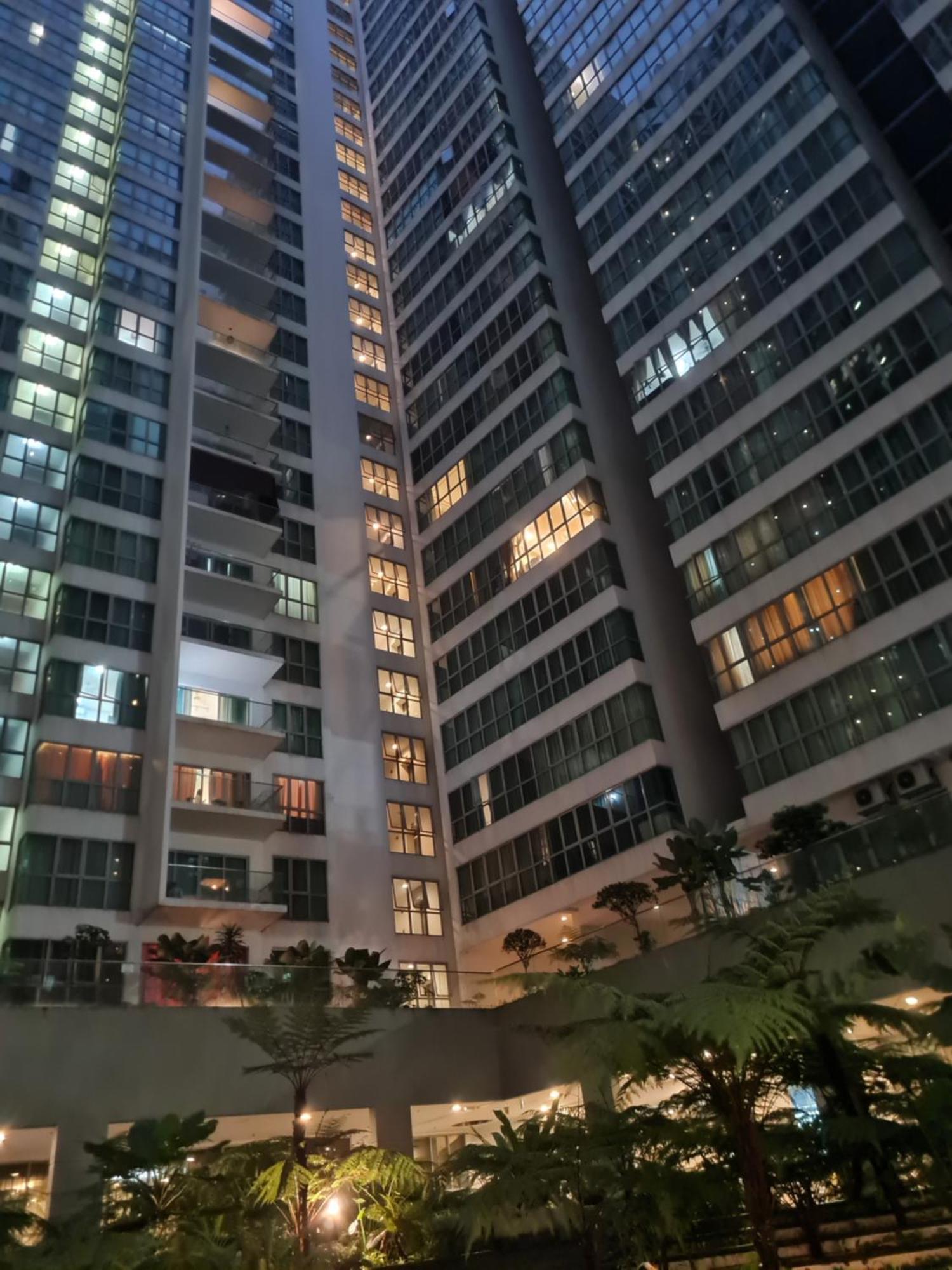 Apartemen At Regalia Sky Pool